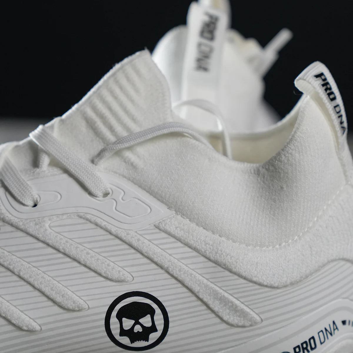 PRO DNA™ VOLTRAX CLEATS - WHITE